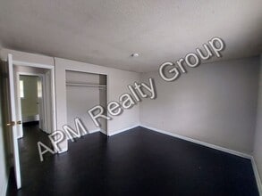 Building Photo - 2710 Howell Ct
