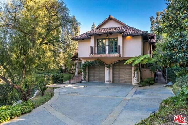 Foto del edificio - 15960 Valley Meadow Pl