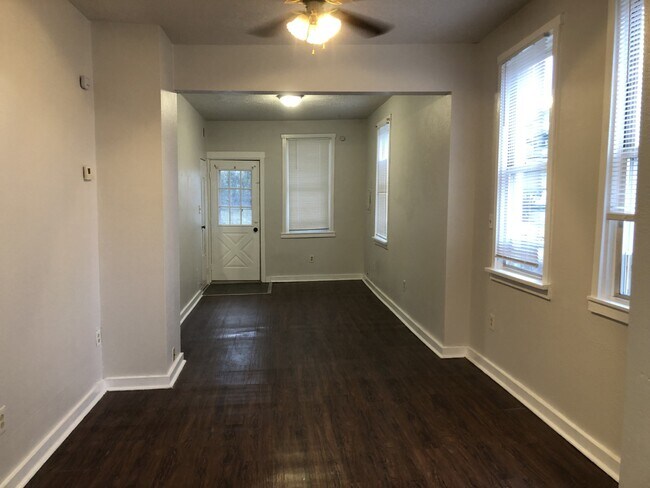 Foto del edificio - 516 Center Ave