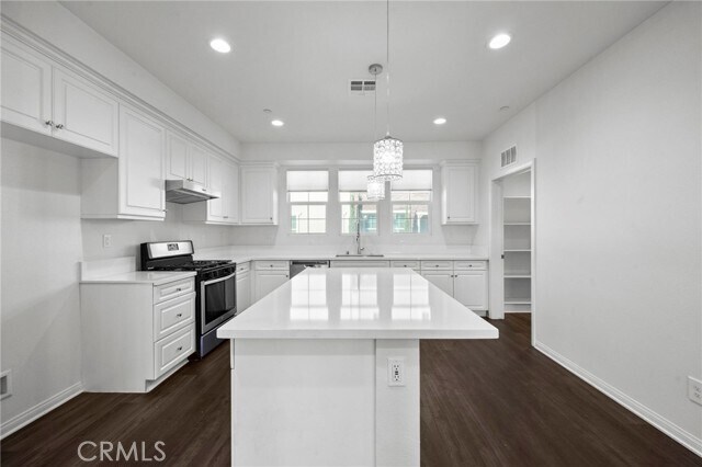 Foto del edificio - 8887 Orangethorpe Ave