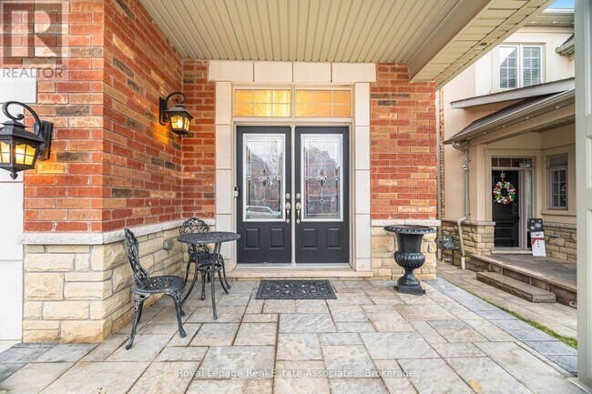 Photo du bâtiment - 2347 Quetico Cres