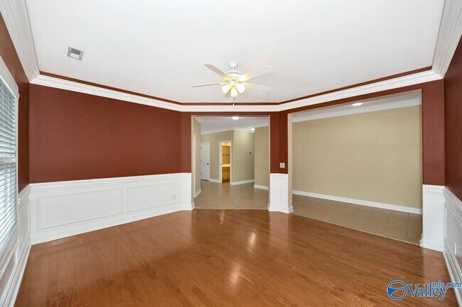 Building Photo - 29863 Thunderpaw Dr