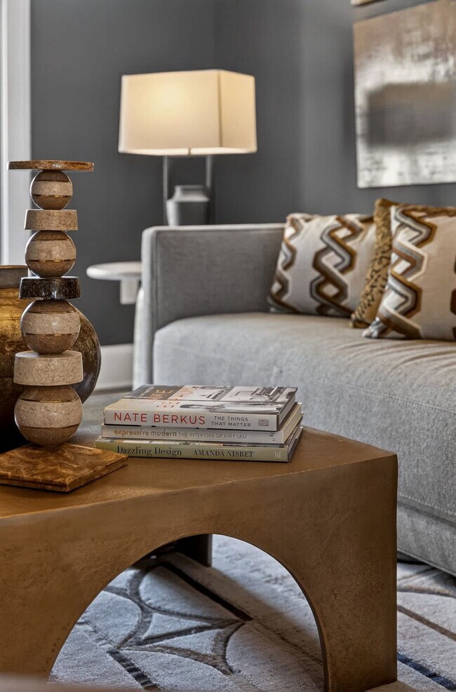 Foto del edificio - 611 N Pine St