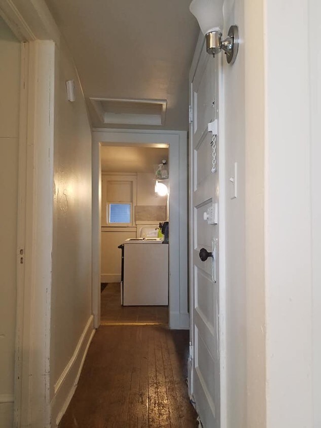 14 Crocker Ave Unit 3, Johnson City, NY 13790 Room for Rent in