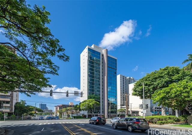 Building Photo - 1114 Punahou St