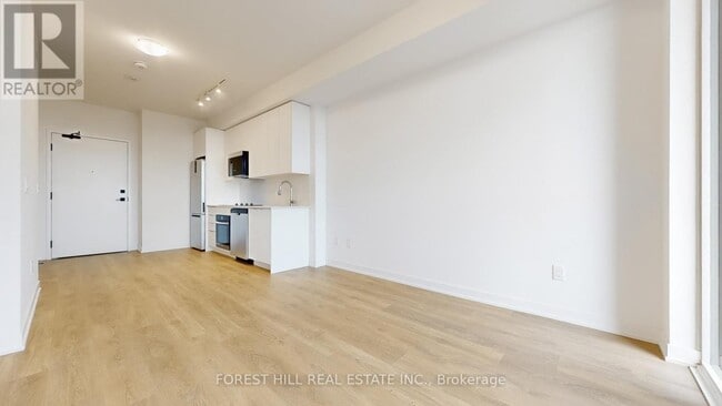 Photo du bâtiment - 474-1474 Caldari Rd