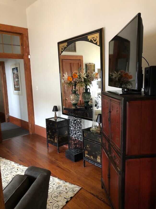 Foto del edificio - 4820 Prytania St