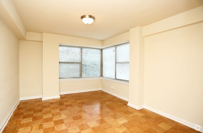 Interior Photo - 6600 Luzon