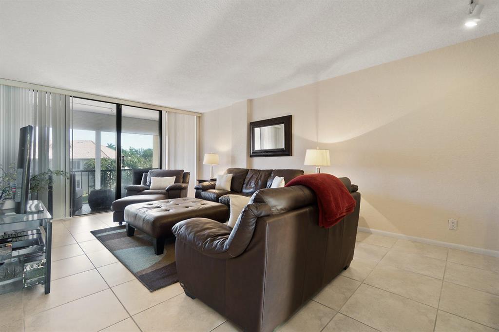 1 Royal Palm Way Unit 304, Boca Raton, FL 33432 Condo for Rent in