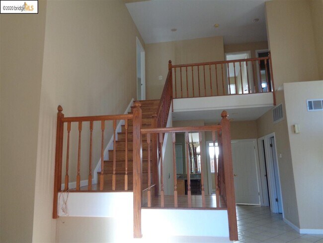 Building Photo - 1547 Rutherford Ln