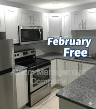 Building Photo - 2399 Eastwood Dr