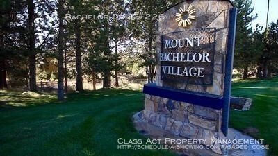 Foto principal - 19717 Mt Bachelor Dr