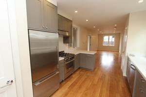 Primary Photo - 906 Rhode Island St