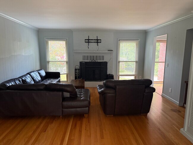 Foto del edificio - 212 White Oak St