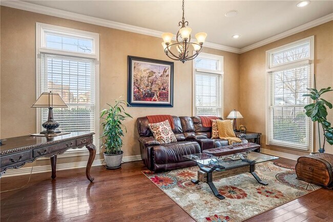 Building Photo - 2616 S Everest Ave