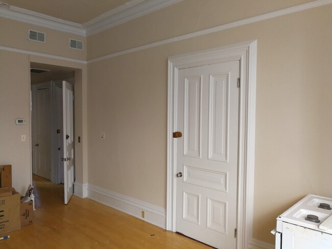 Living Room - 2230 N Bissell St
