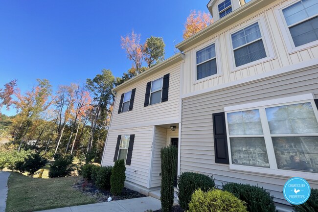 Foto del edificio - 201 Socket St