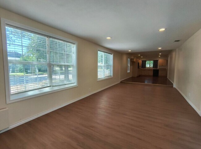 Foto del edificio - 2317 Live Oak St