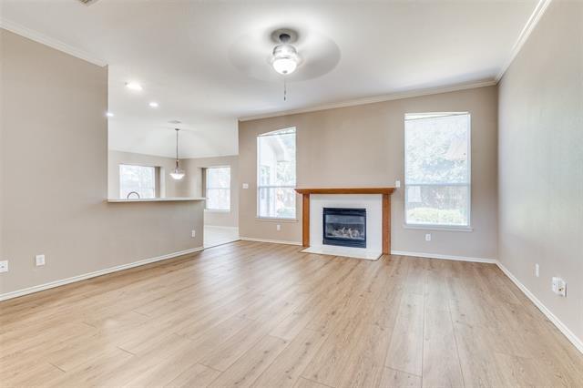 Building Photo - 3307 York Dr