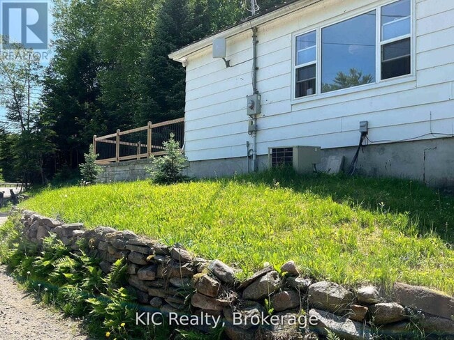 Building Photo - 14202 ON-118