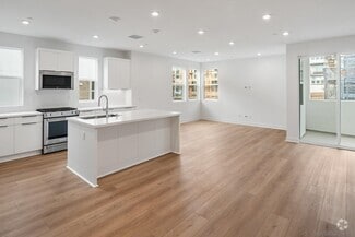 Building Photo - 2714 Everly Dr