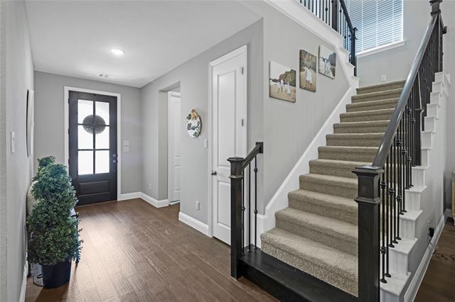 Foto del edificio - 813 Harrington Ln