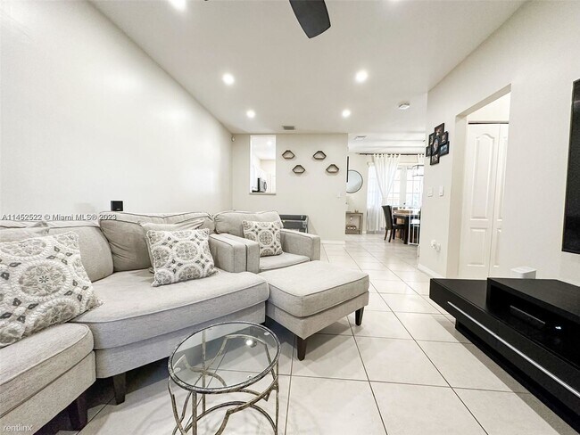 Foto del edificio - 3 br, 2.5 bath House - 130 Riverwalk Cir #...