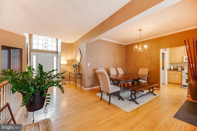 Building Photo - 43313 Burke Dale St