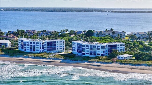 Foto del edificio - 2375 NE Ocean Blvd
