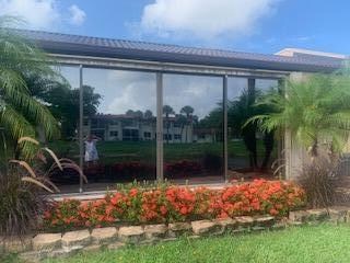 Foto del edificio - 123 Lake Gloria Dr