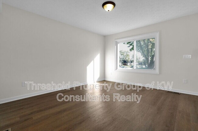 Building Photo - 3672-3678 Arnelle Road - 3676