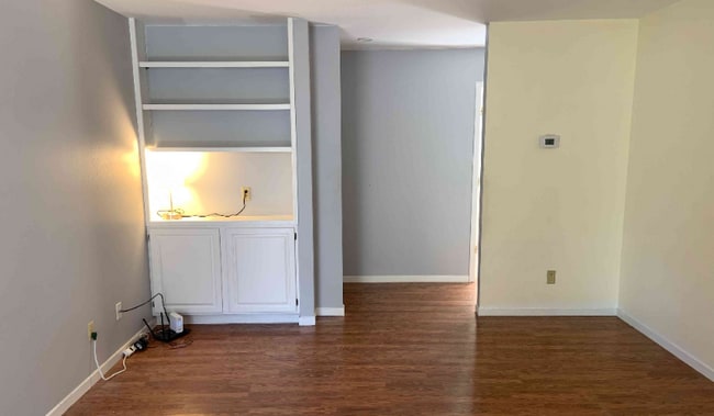 Foto del edificio - 2701 Stover St