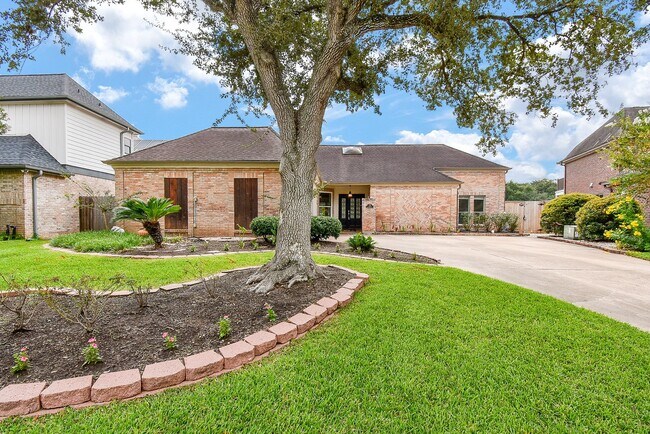 Foto del edificio - 1231 Creekford Cir