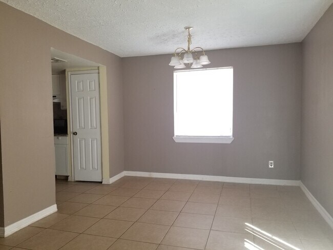 Foto del edificio - 11902 Sagedowne Ln