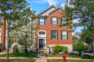 Building Photo - 822 Lewisburg Ln