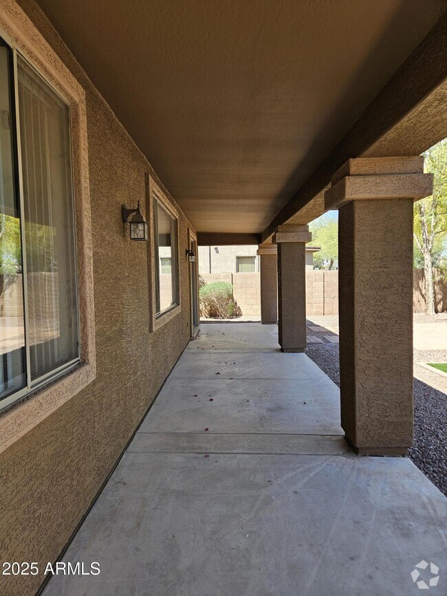 Building Photo - 14574 W Shaw Butte Dr