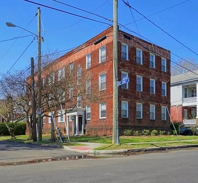 Building Photo - 1415 Leigh St