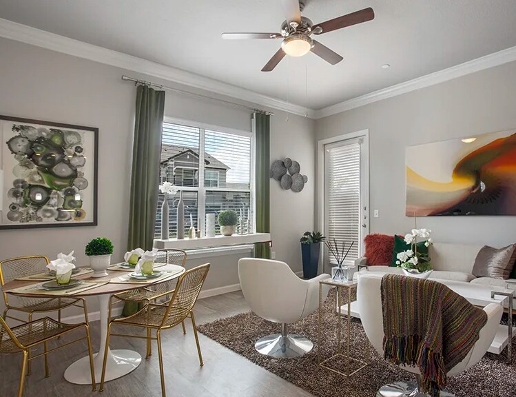 Foto principal - 4407 Grand Ave Pkwy