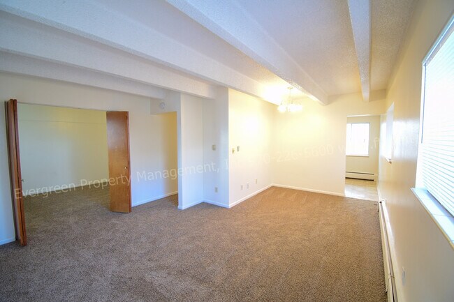 Foto del edificio - 1109 Alford St