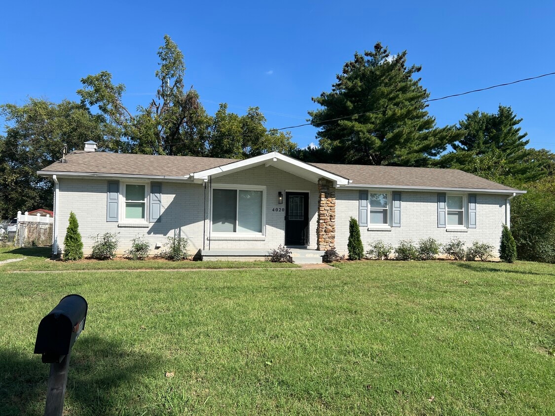 Primary Photo - 4020 Ames Dr