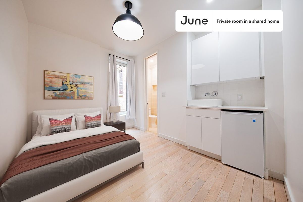 Primary Photo - Room in Shared 4 bed/4 bath home