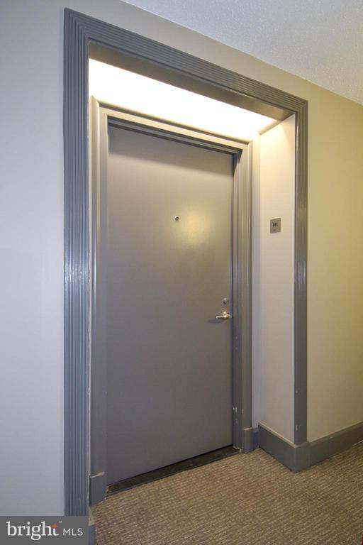 Foto del edificio - 7500 Woodmont Ave