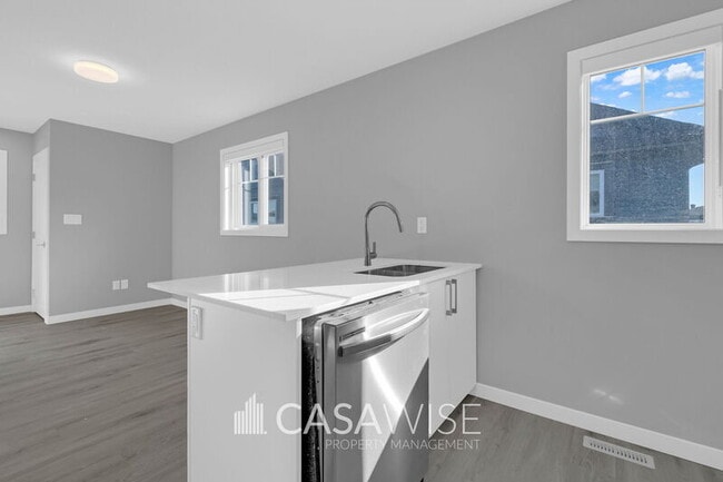 Photo du bâtiment - 3270 Dallas Schmidt Dr NW