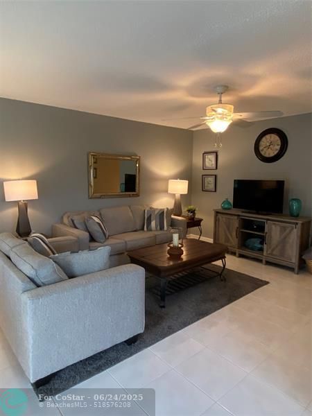 Foto principal - 72 Newport D