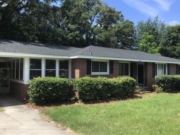 Primary Photo - 1216 Ramblin Rd