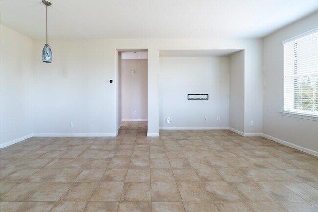 Building Photo - 480 Wild Cherry Terrace
