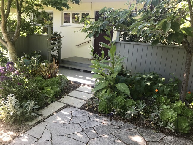 Exterior Entry - 3031 Fulton St