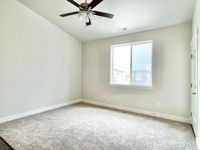 Foto del edificio - Beautiful Lehi Condo with Views!