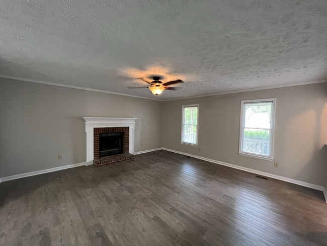 Foto del edificio - 6837 St Julian Way