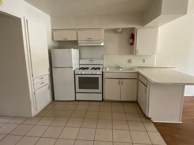 Foto del edificio - One bedroom apartment by TWU